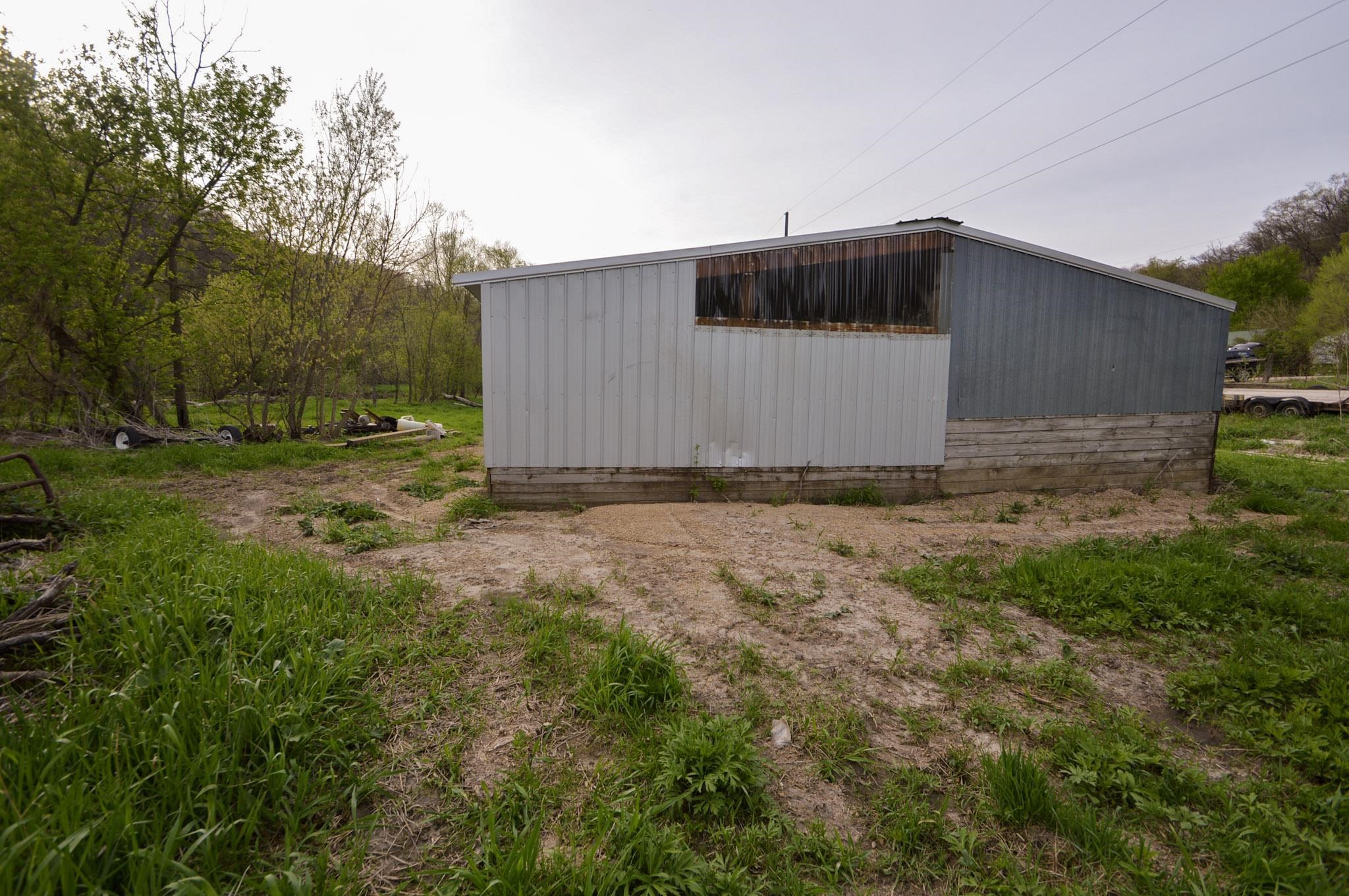 13125 Highway 18 Prairie du Chien, WI 53821 - Photo 4 of 11