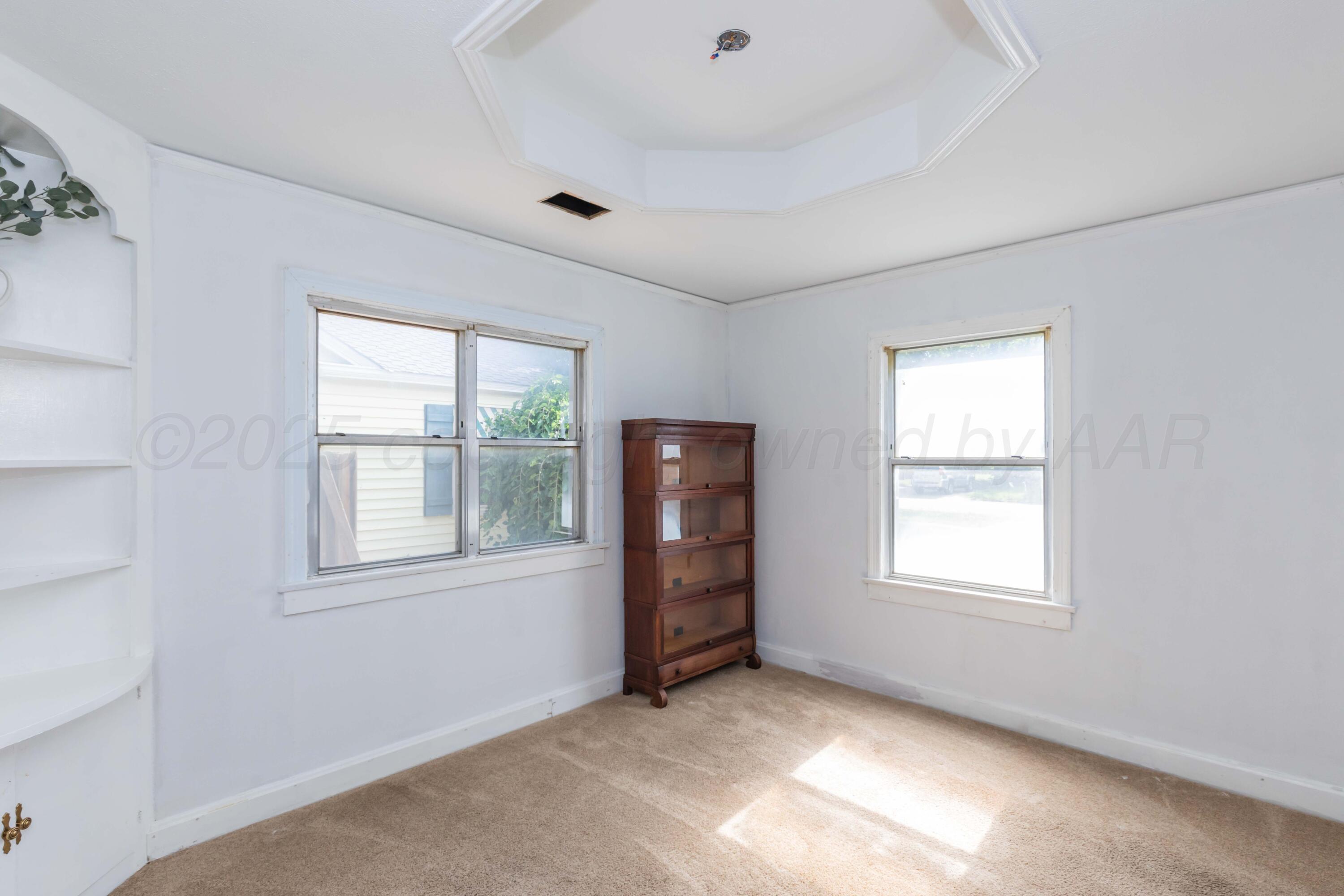 2006 South Jackson Street Amarillo, TX 79109 - Photo 8 of 38 FORMAL DINING VIEW 3