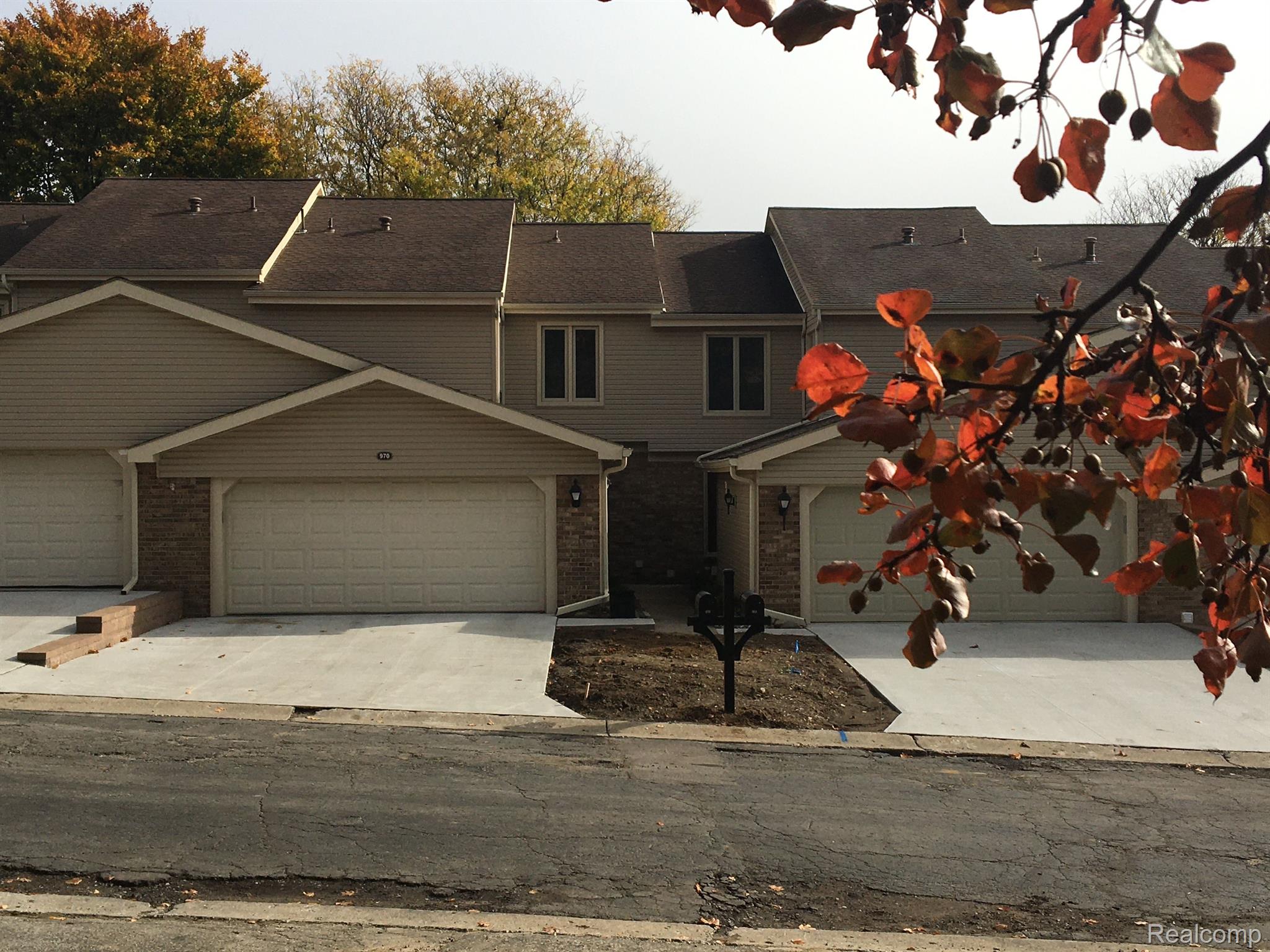 970 Golfview Court Rochester, MI 48307 - Photo 47 of 49 Driveways are completed. Landscaping done in 4/23