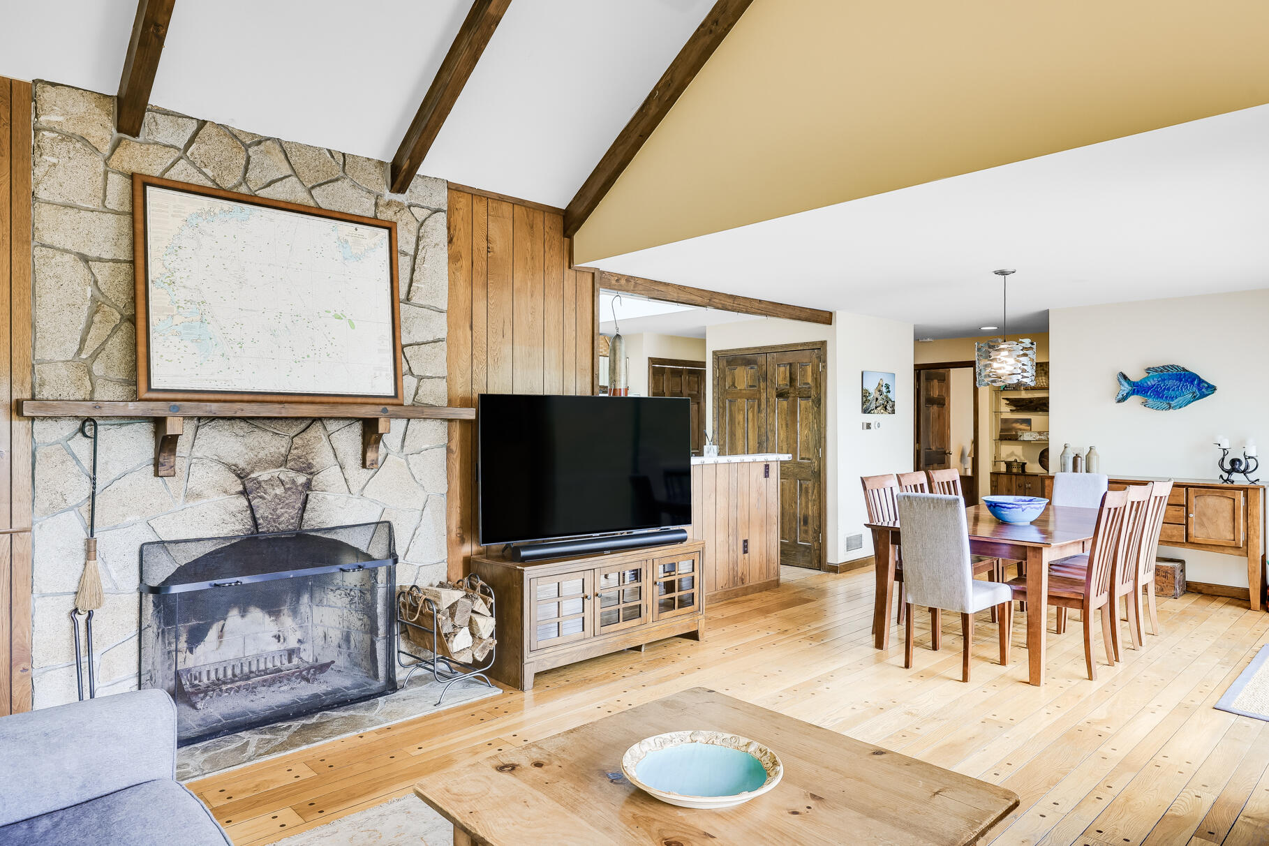 315 South Orleans Road Orleans, MA 02653 - Photo 16 of 43 Spacious open concept living