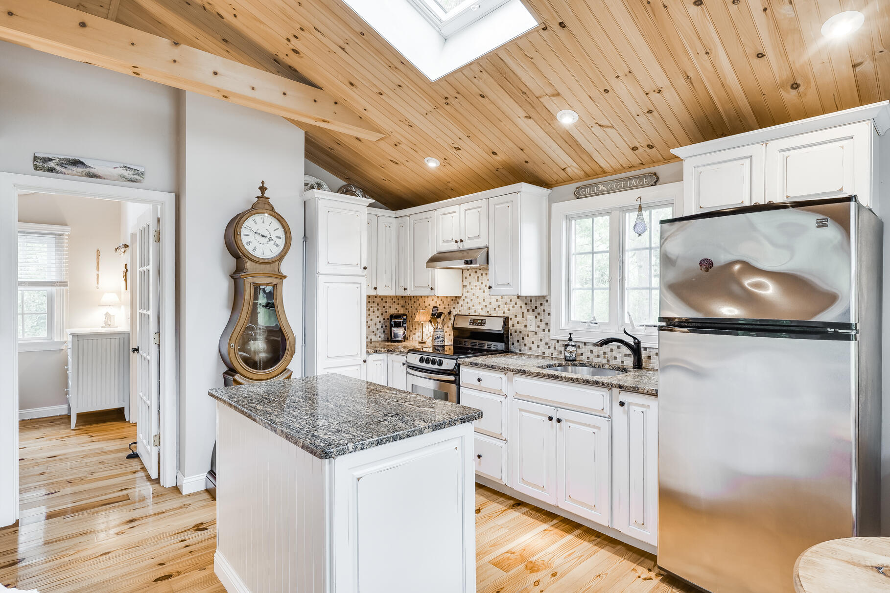 315 South Orleans Road Orleans, MA 02653 - Photo 24 of 43 Gull Cottage - Well appointed Kitchen