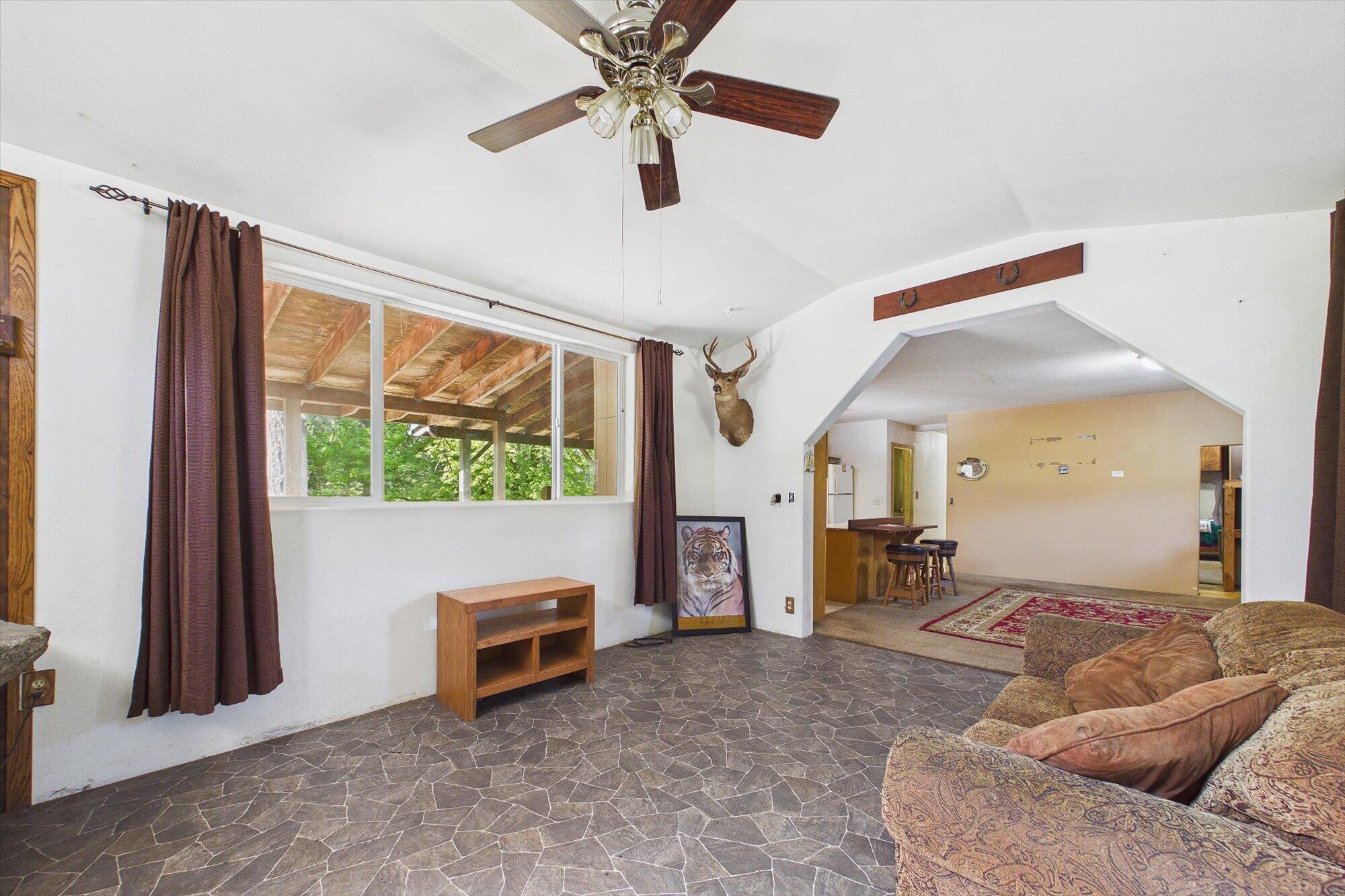 1490 Red Cap Road Orleans, CA 95556 - Photo 26 of 71