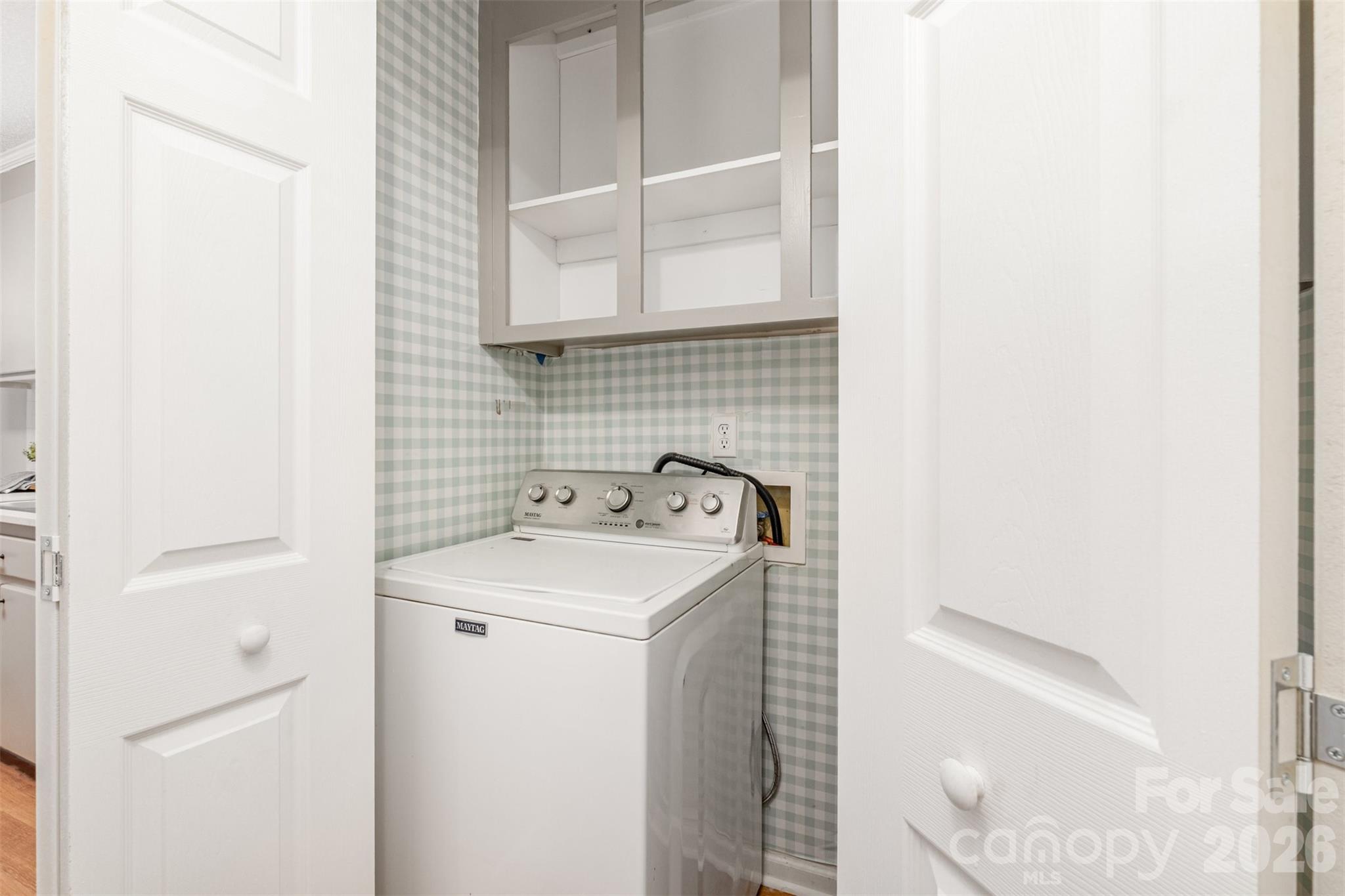 123 General Pemberton Street Stanley, NC 28164 - Photo 18 of 32 a utility room with dryer and washer