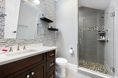 $1,329,000 | 480-482 East 4th Street, Unit 4, Boston, MA 02127