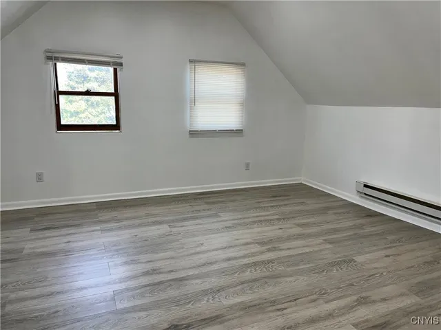 $950 | 1651 Unit 3 Howard Avenue, Utica, NY 13501