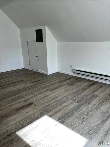 $950 | 1651 Unit 3 Howard Avenue, Utica, NY 13501