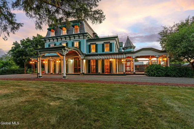 $1,275,000 | 2193 Highway 385, Coxsackie, NY 12015