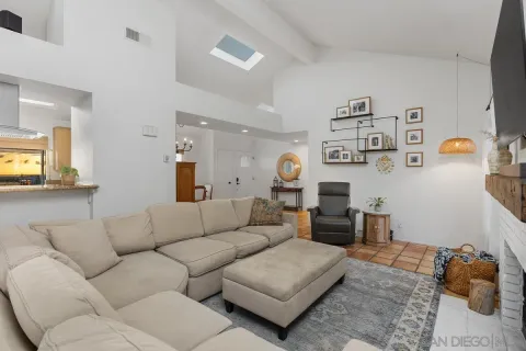 $1,200,000 | 1830 Lucerne Circle, San Marcos, CA 92078
