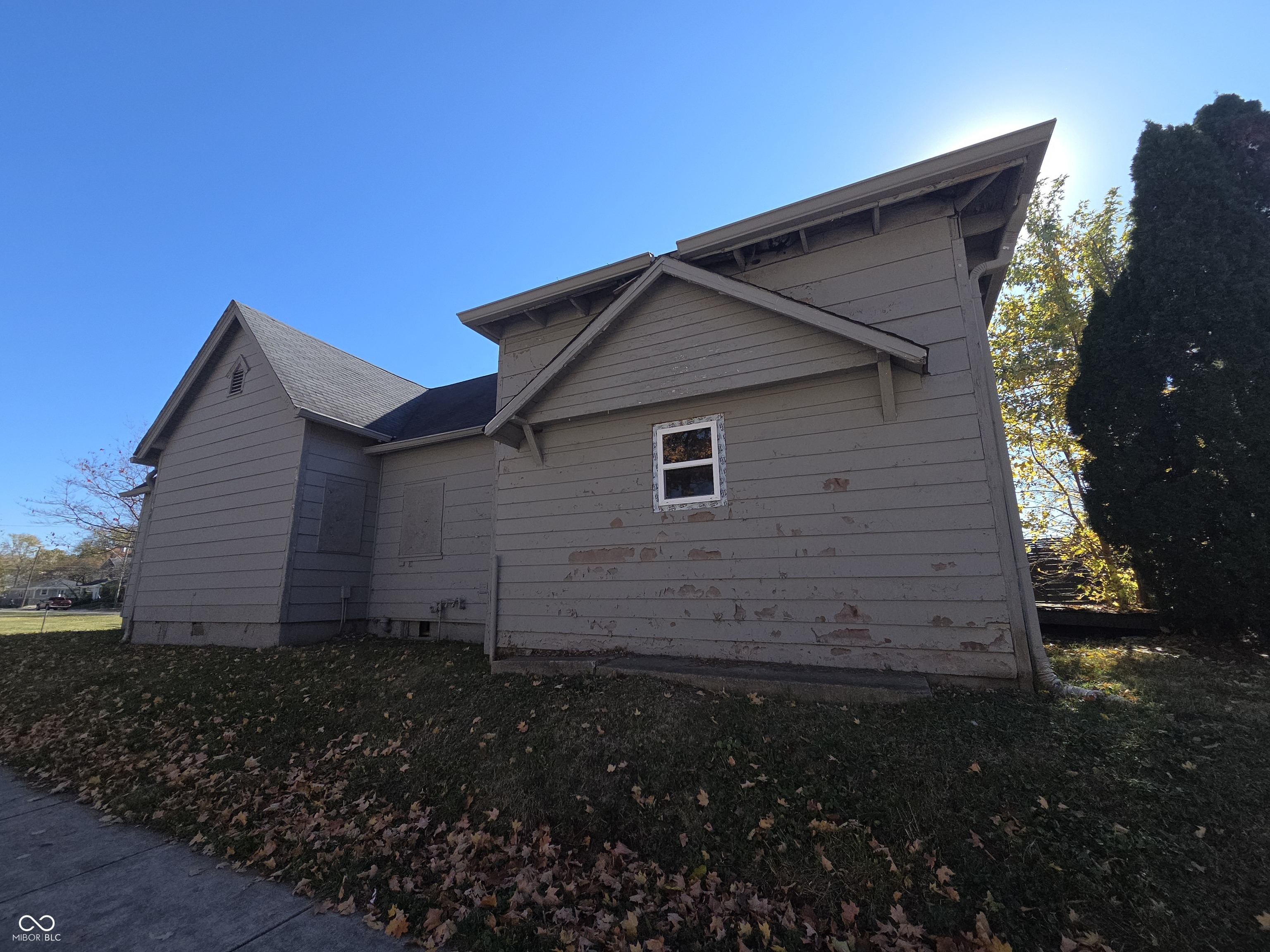 1134 Keystone Avenue Indianapolis, IN 46201 - Photo 4 of 12