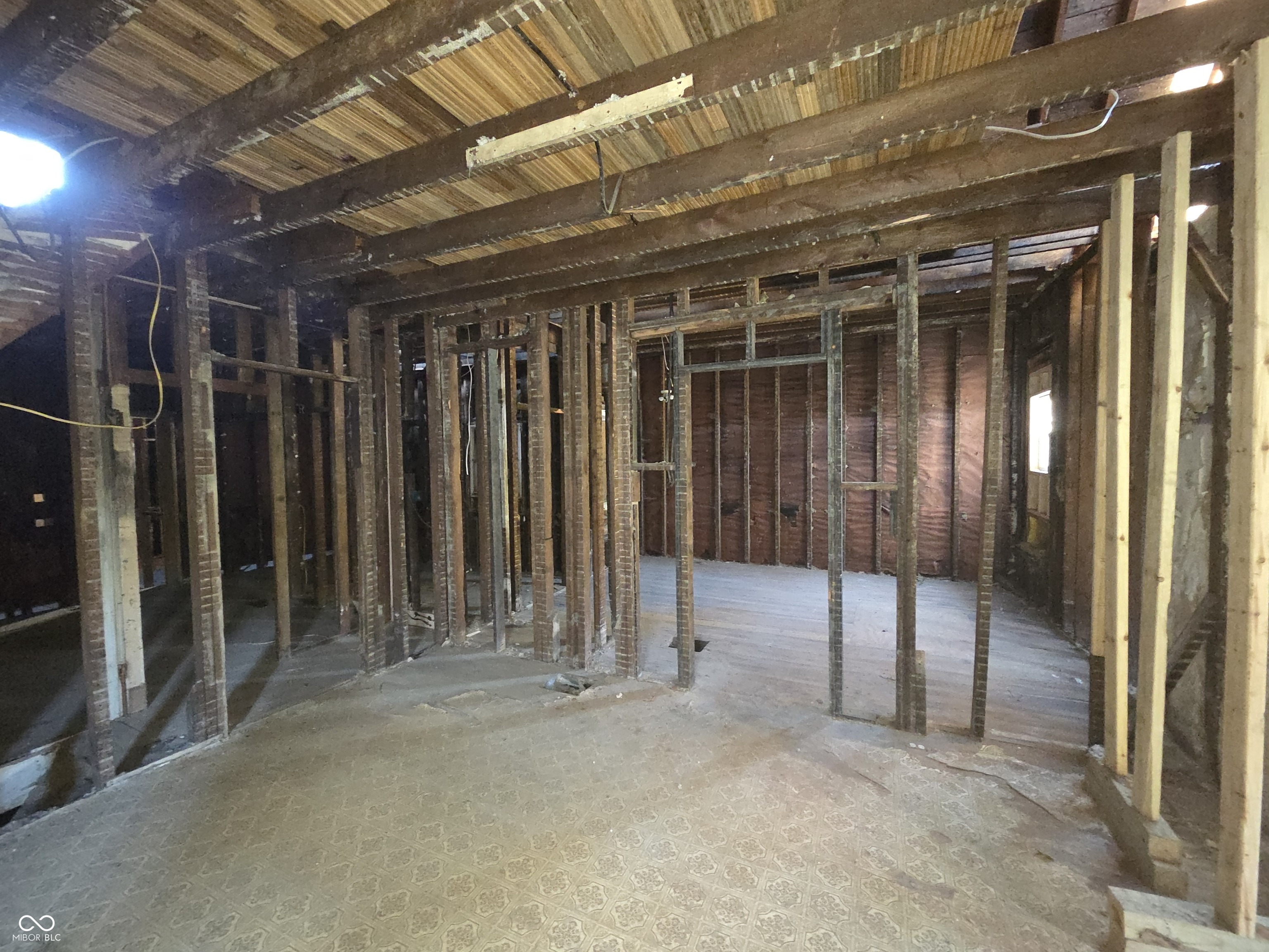 1134 Keystone Avenue Indianapolis, IN 46201 - Photo 9 of 12