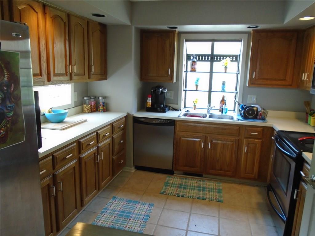 7717 River Road, Unit 4 Indianapolis, IN 46240 - Photo 13 of 28 Gallery Image 13