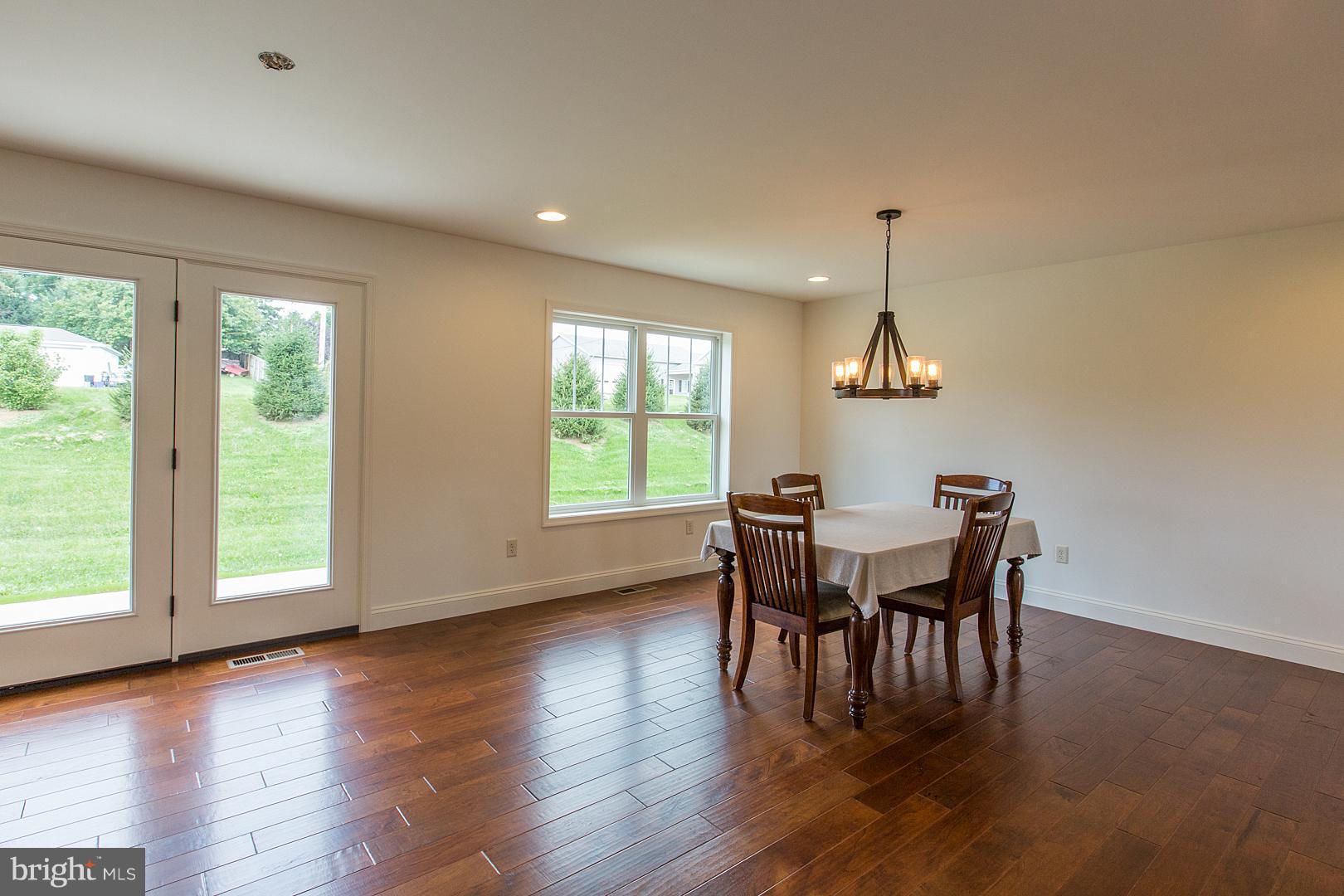 507 Madison Way Manheim, PA 17545 - Photo 6 of 37 Example of Similar Home - Not an exact Replica
