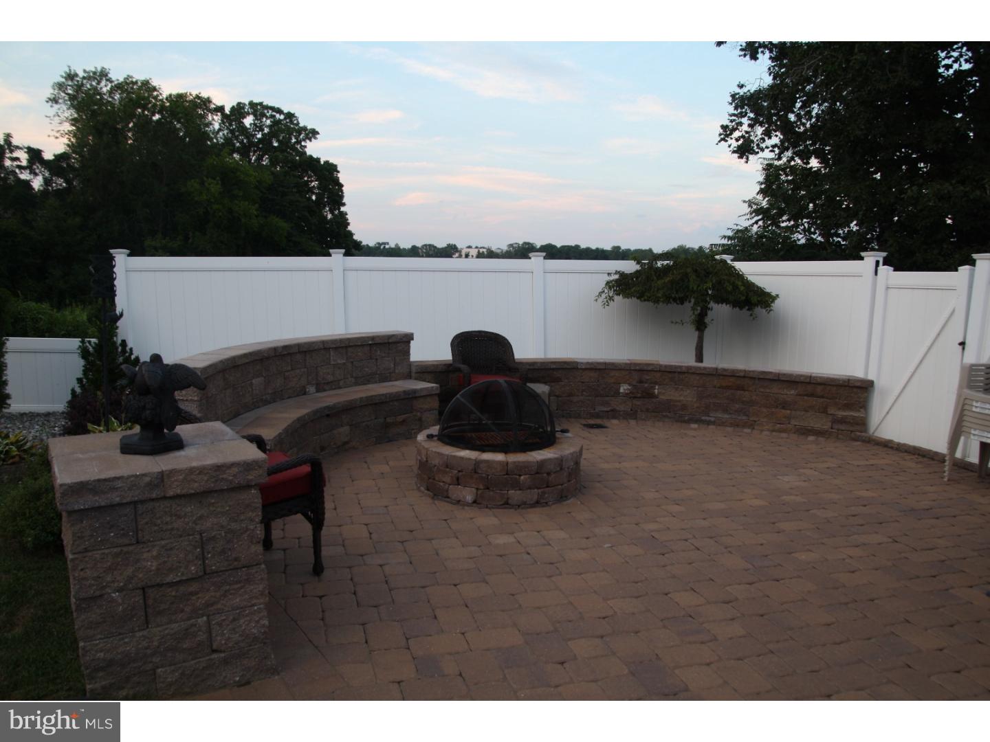 132 Harvest Road Logan Township, NJ 08085 - Photo 10 of 24