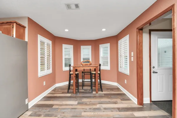 $534,900 | 20202 Deer Run Road, Damon, TX 77430