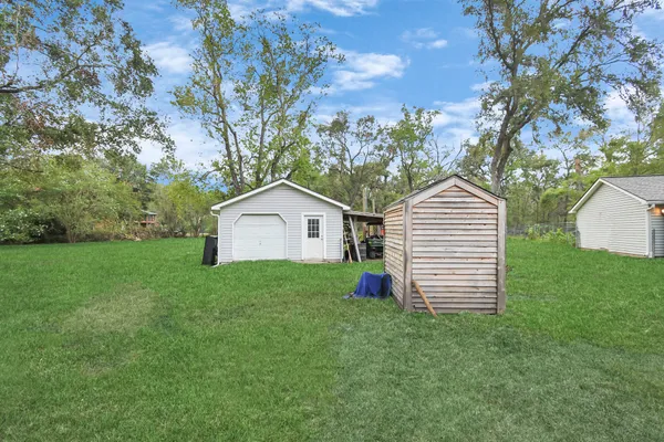 $534,900 | 20202 Deer Run Road, Damon, TX 77430