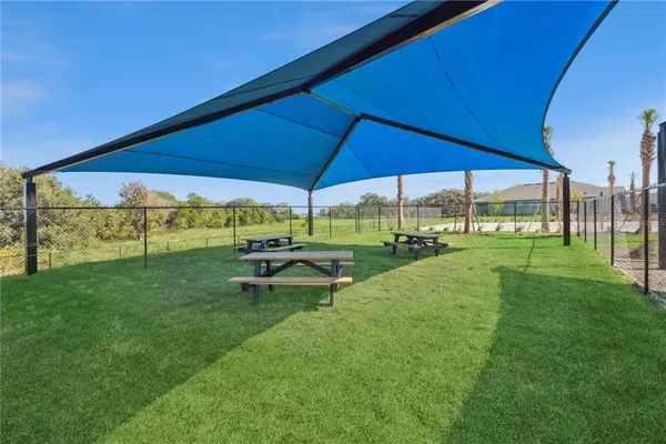 a view of an outdoor space with city view