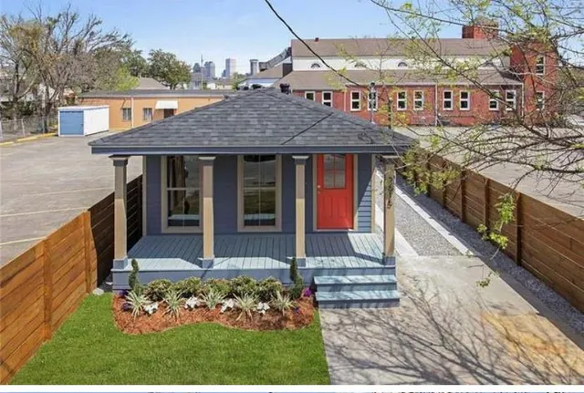 $2,500 | 2615 Delachaise Street, New Orleans, LA 70115