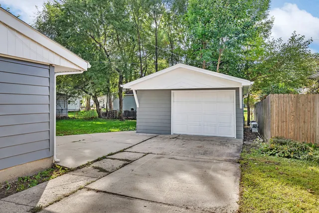 $249,000 | 2604 Caddy Lane, Joliet, IL 60435