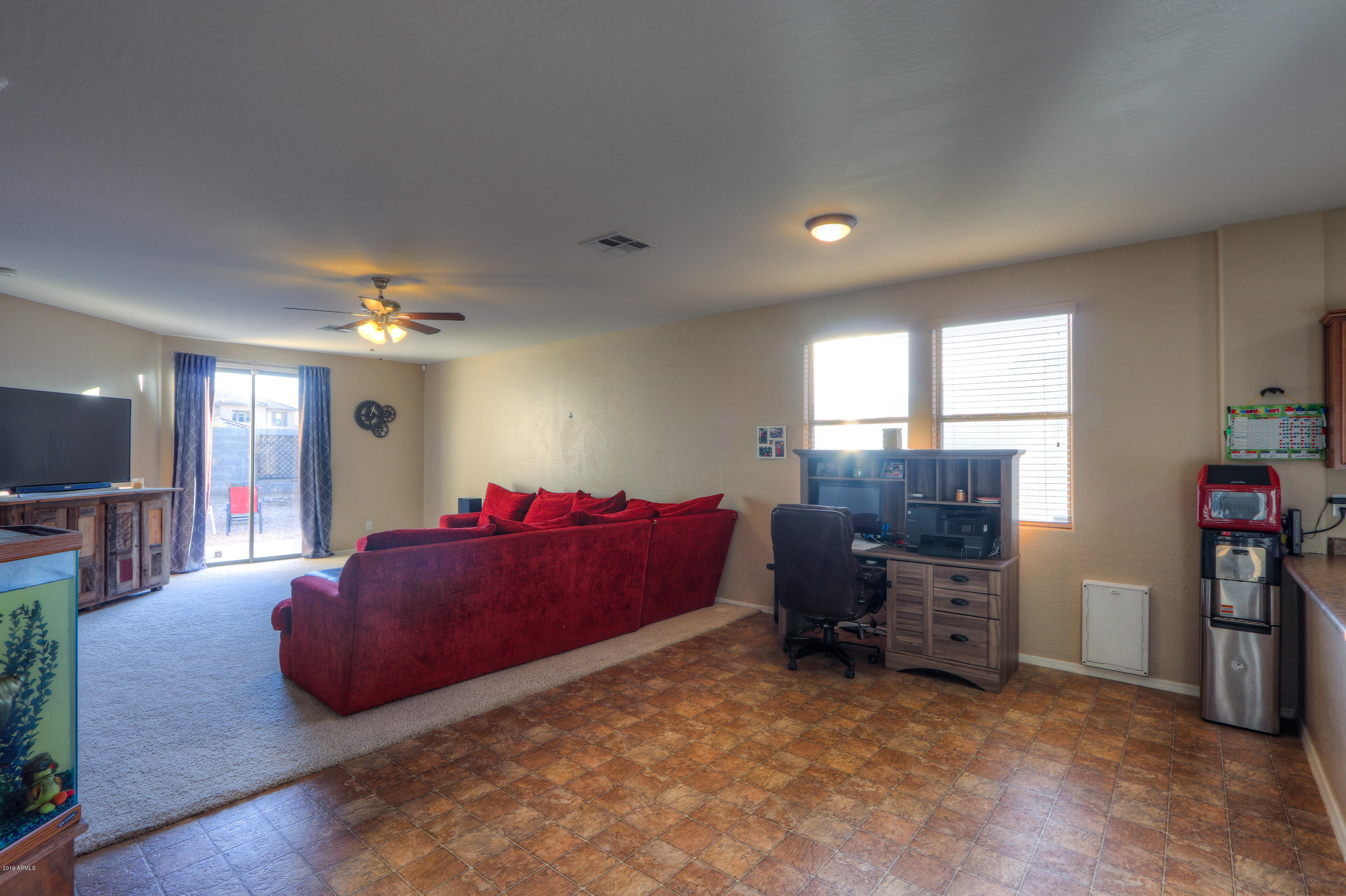 45625 West Tucker Road Maricopa, AZ 85139 - Photo 9 of 31 12