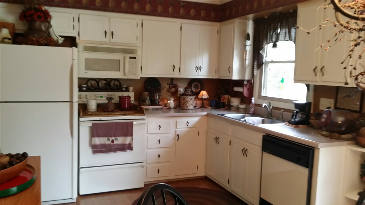 6475 East Robinson Road Bloomington, IN 47408 - Photo 7 of 19 Gallery Image 7