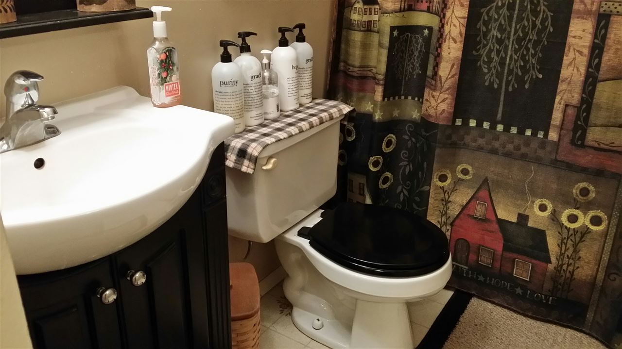 6475 East Robinson Road Bloomington, IN 47408 - Photo 9 of 19 Gallery Image 9