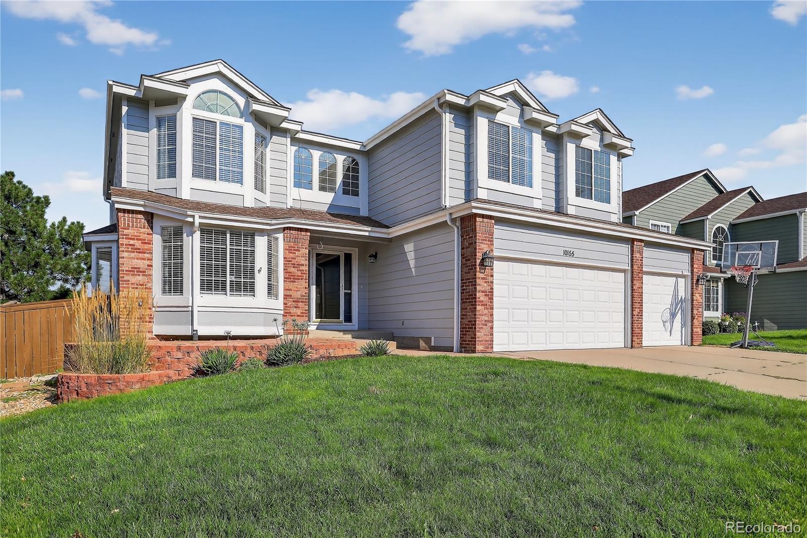 10155 Silver Maple Circle Highlands Ranch, CO 80129 - Photo 1 of 50 Gallery Image 1