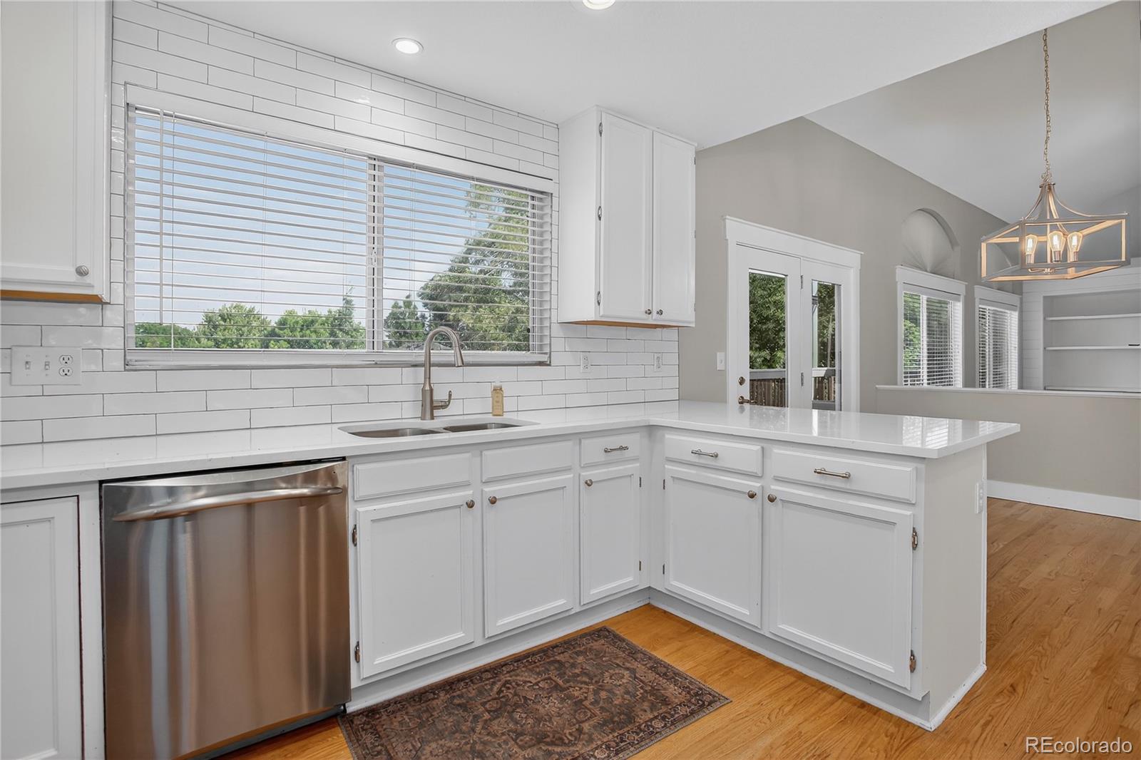 10155 Silver Maple Circle Highlands Ranch, CO 80129 - Photo 11 of 50 Gallery Image 11