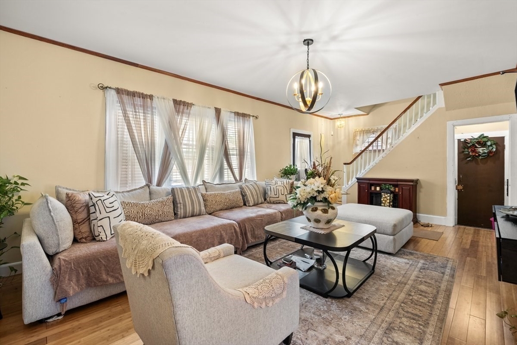 7 Hopewell Road Boston, MA 02136 - Photo 7 of 24 Gallery Image 7