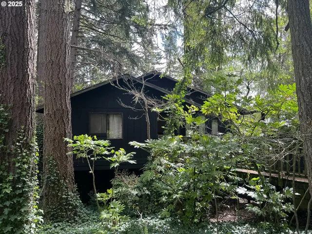 $474,900 | 645 Kingswood Avenue, Eugene, OR 97405