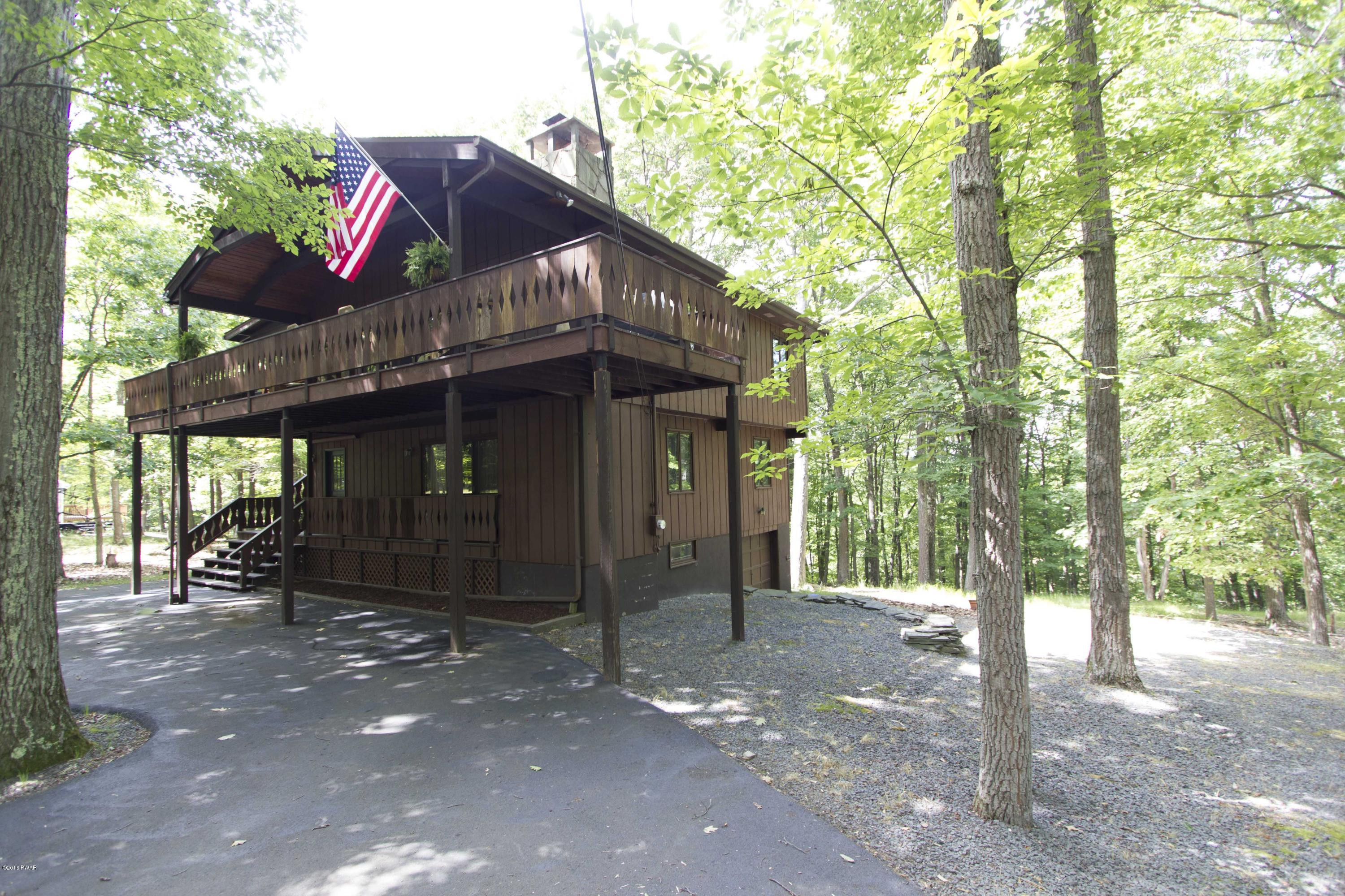 106 Eagle Crest Road Greentown, PA 18426 - Photo 3 of 33