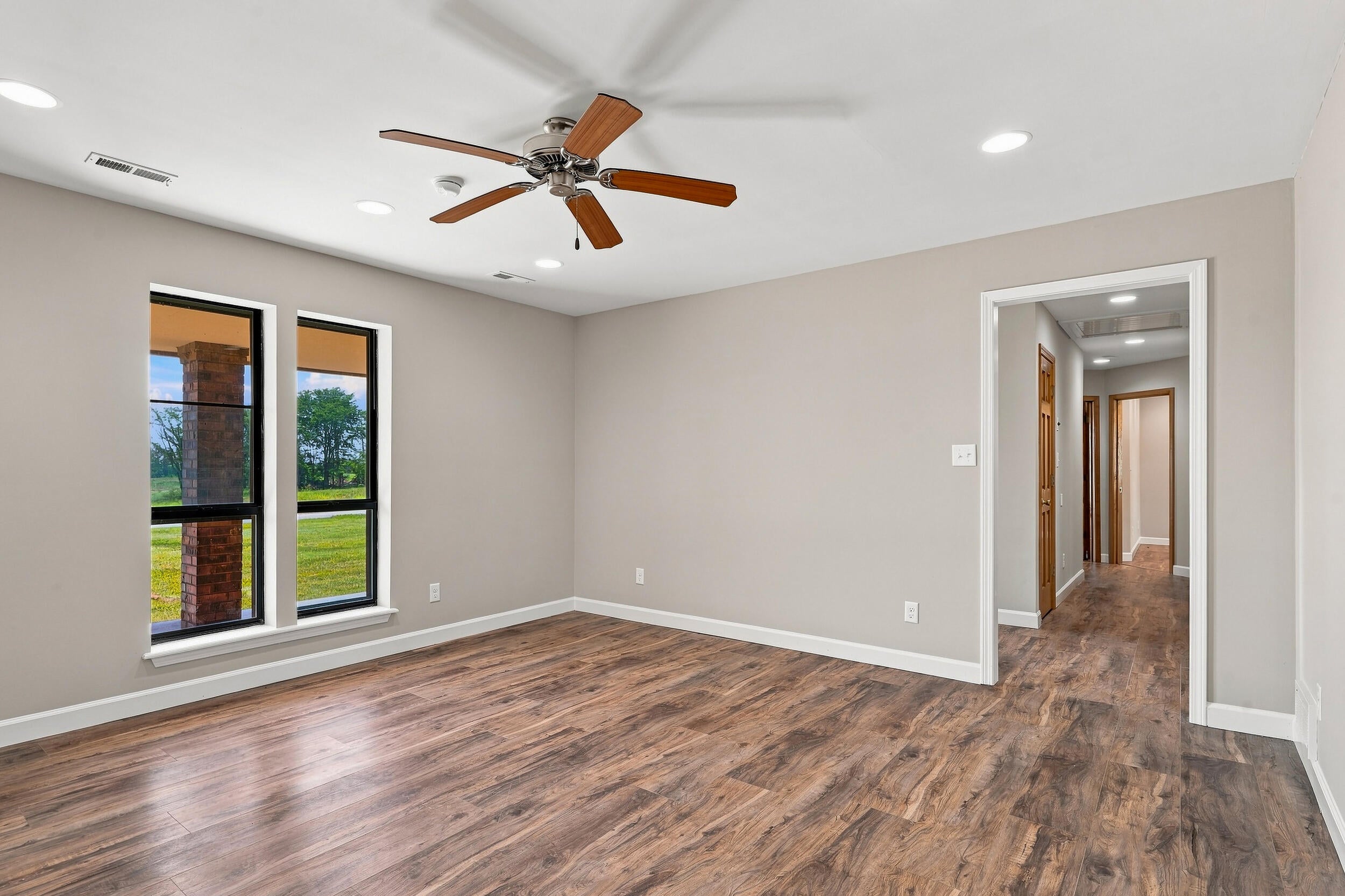 22745 Rocheport Road Boonville, MO 65233 - Photo 7 of 54 Gallery Image 7