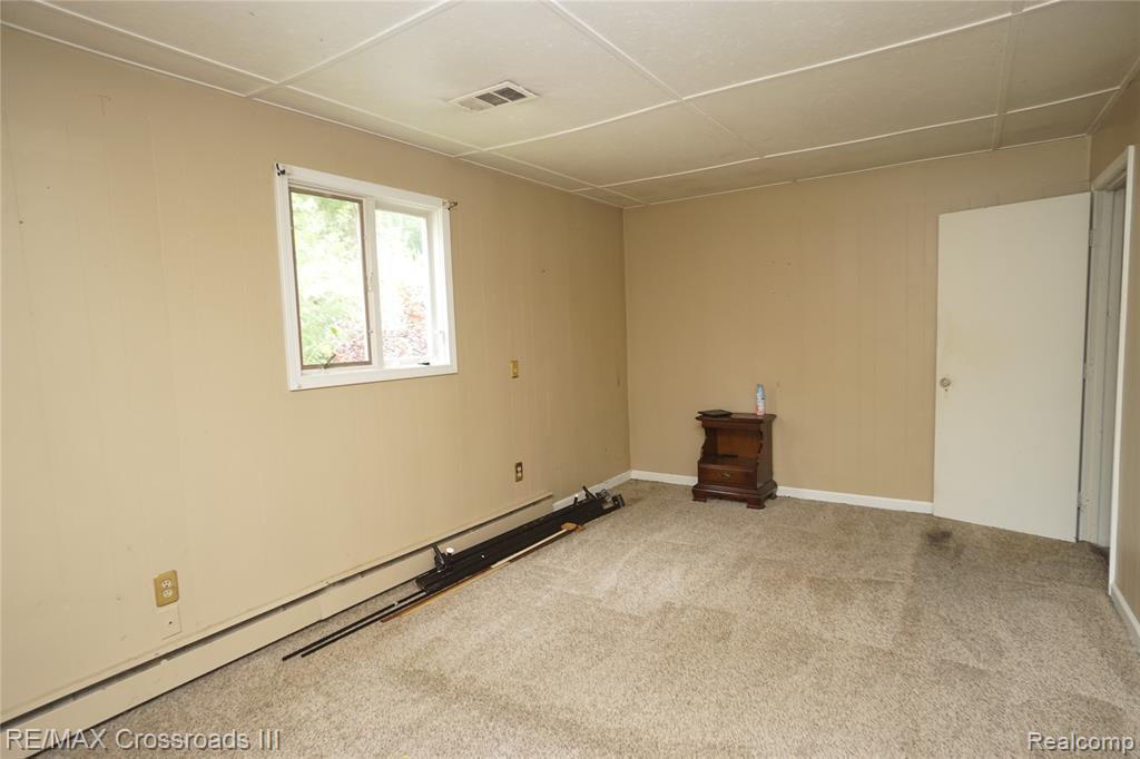 6785 Belleville Road Belleville, MI 48111 - Photo 5 of 14 Gallery Image 5