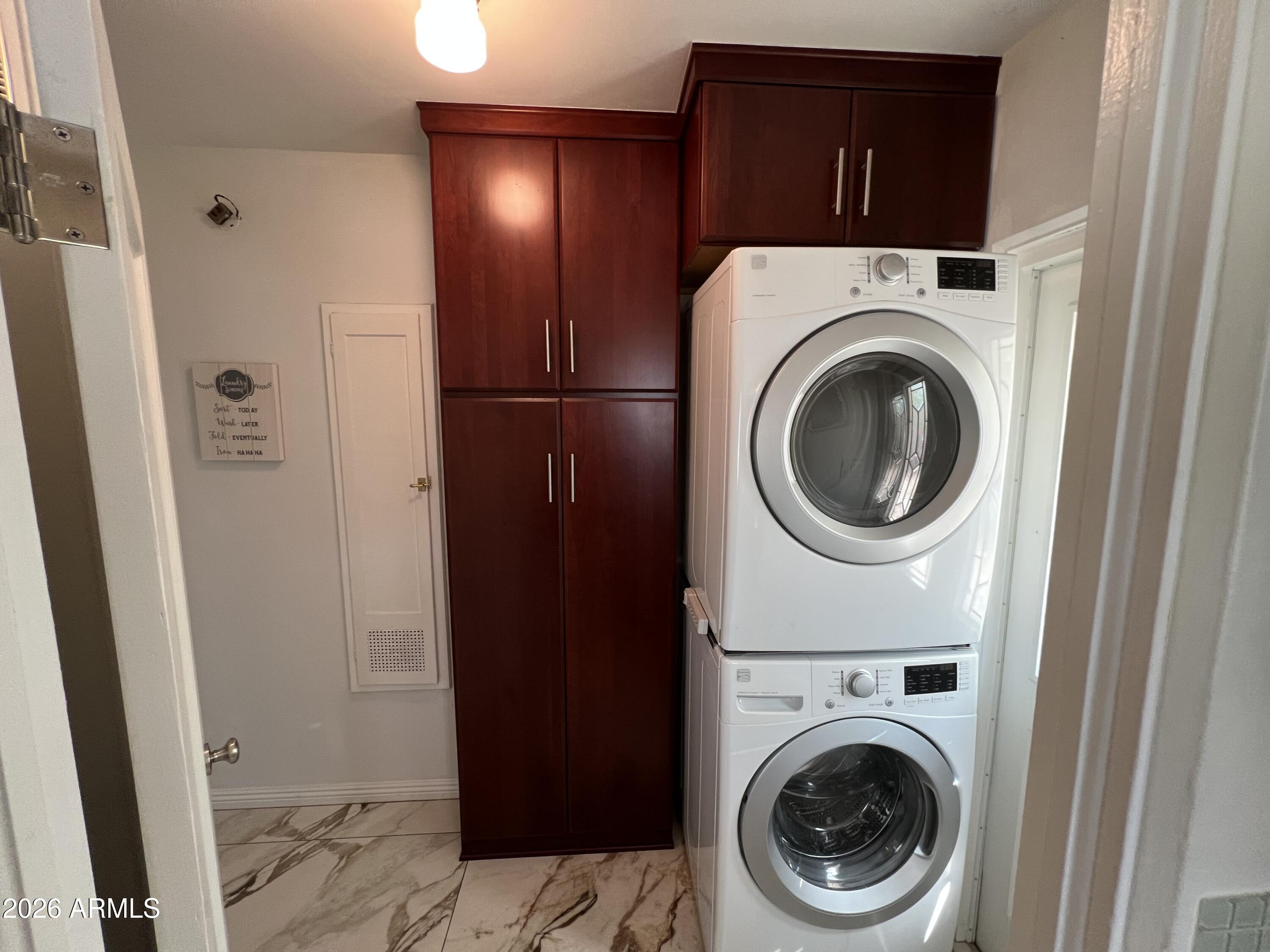 1326 East Coronado Road Phoenix, AZ 85006 - Photo 11 of 36 a view of a hallway with washer and dryer