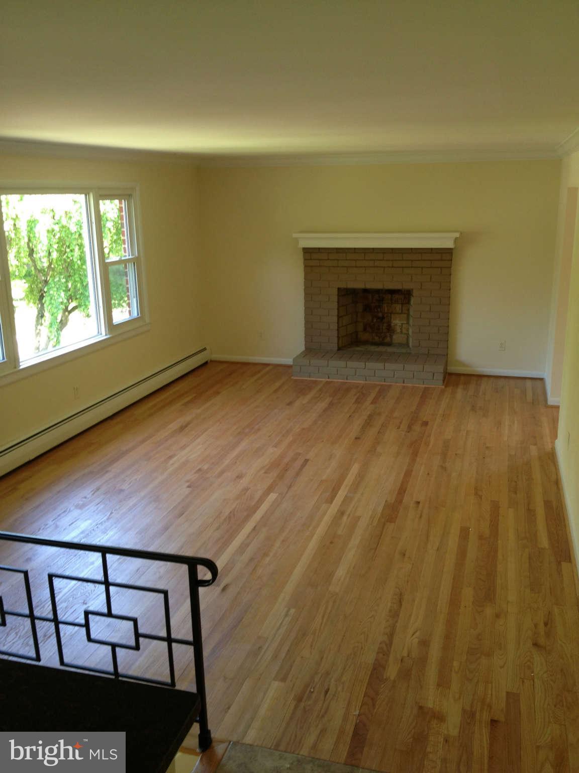 10053 Fox Den Road Ellicott City, MD 21042 - Photo 24 of 24 Living Room