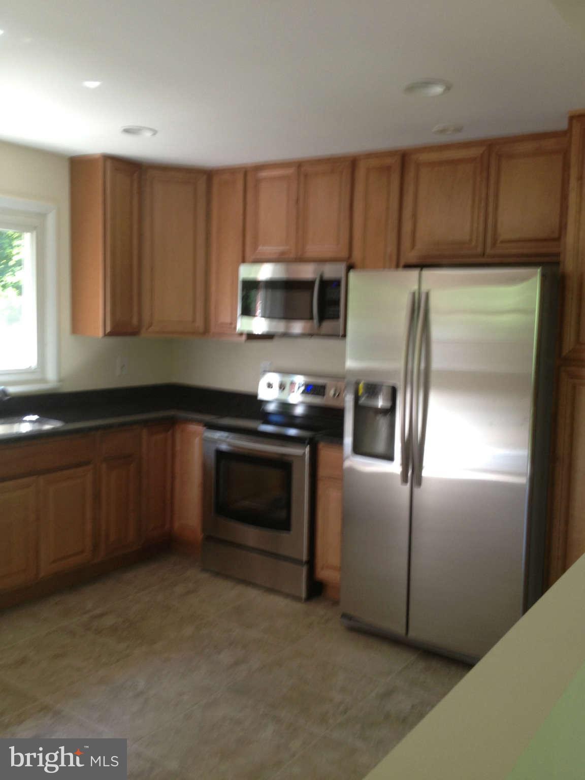 10053 Fox Den Road Ellicott City, MD 21042 - Photo 4 of 24 Kitchen