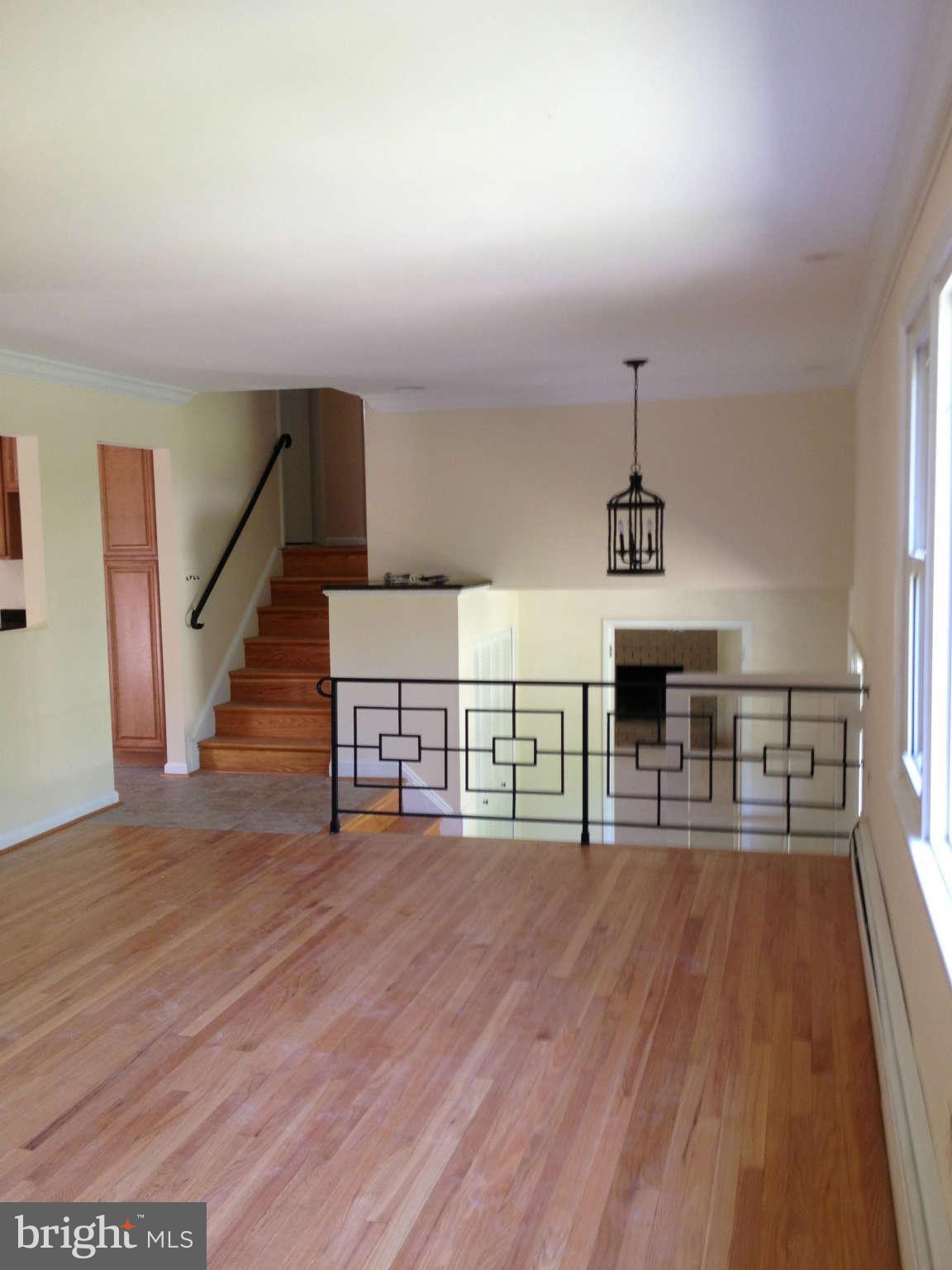 10053 Fox Den Road Ellicott City, MD 21042 - Photo 5 of 24 Living Room