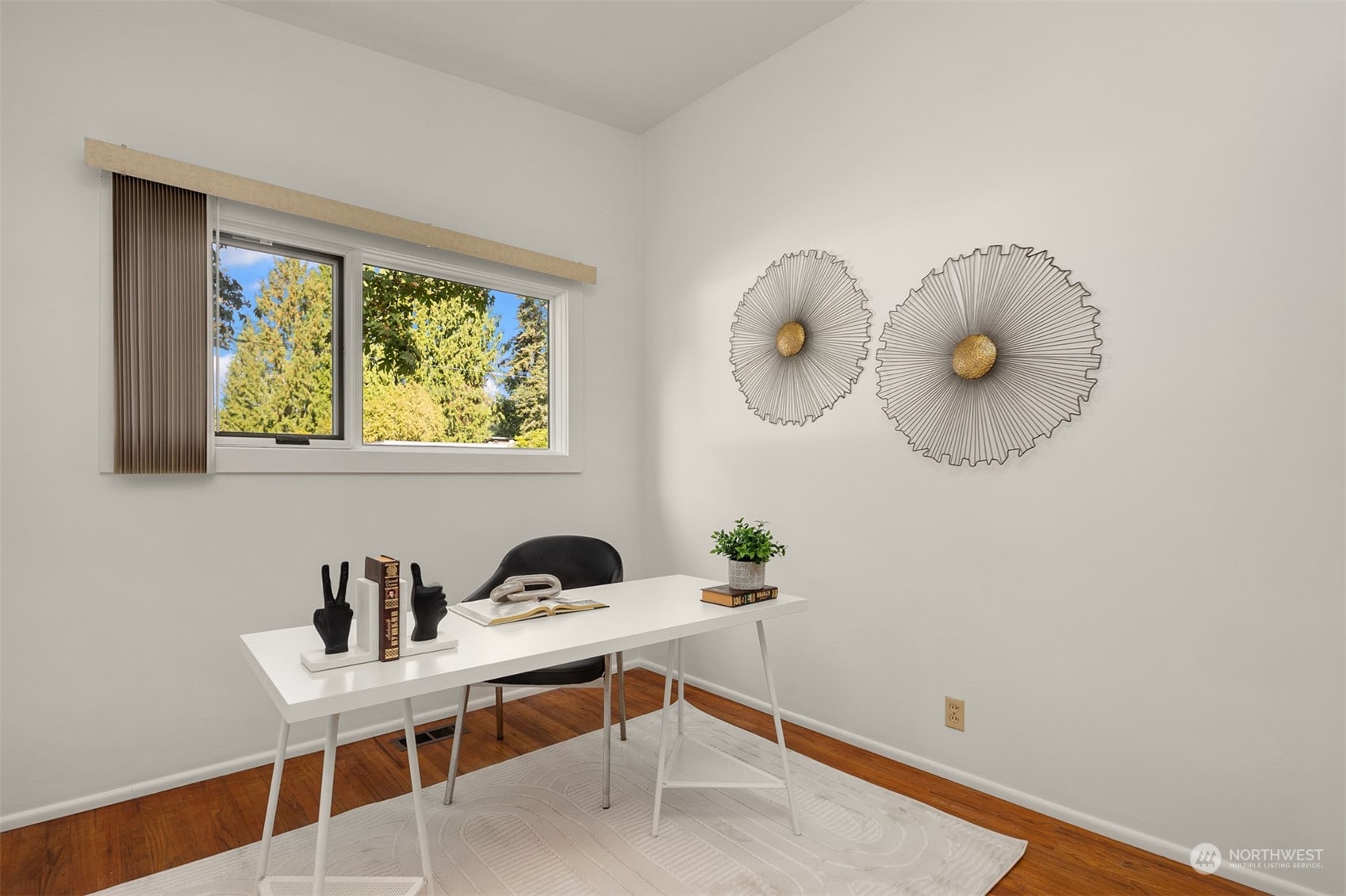 15040 131st Avenue Southeast Renton, WA 98058 - Photo 19 of 39 a workspace with furniture and window