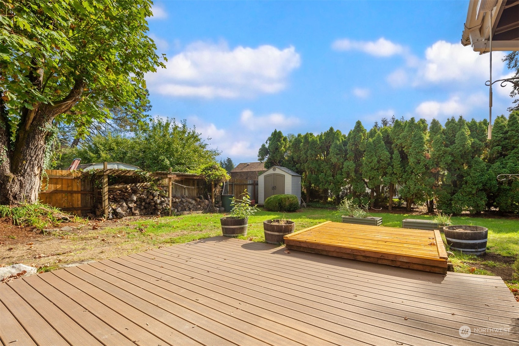 15040 131st Avenue Southeast Renton, WA 98058 - Photo 24 of 39 a view of a playground with basketball court
