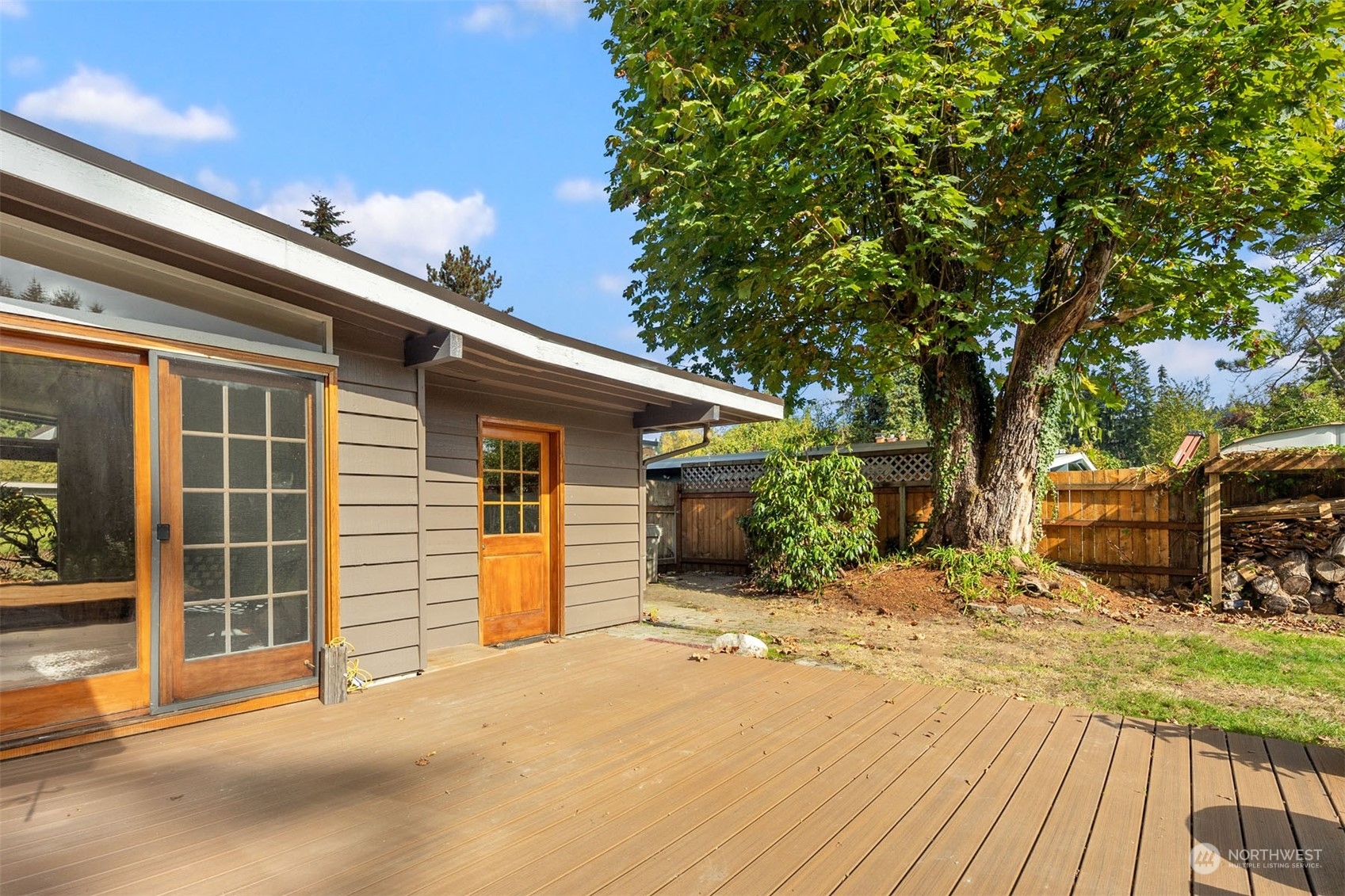 15040 131st Avenue Southeast Renton, WA 98058 - Photo 26 of 39 a view of a house with a outdoor space