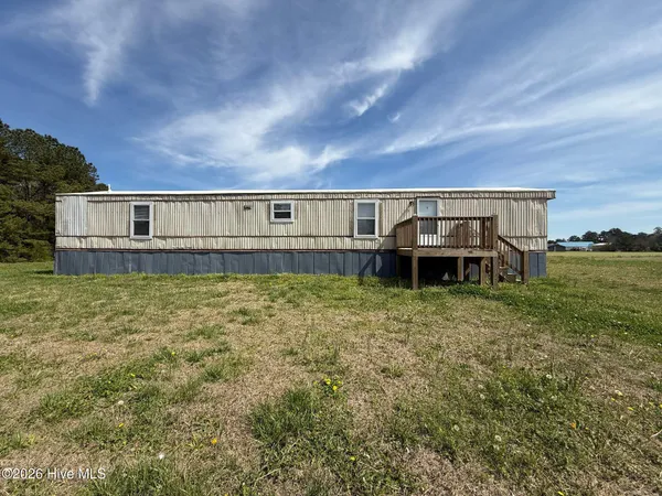 $975 | 122 Osage Lane, Jacksonville, NC 28546