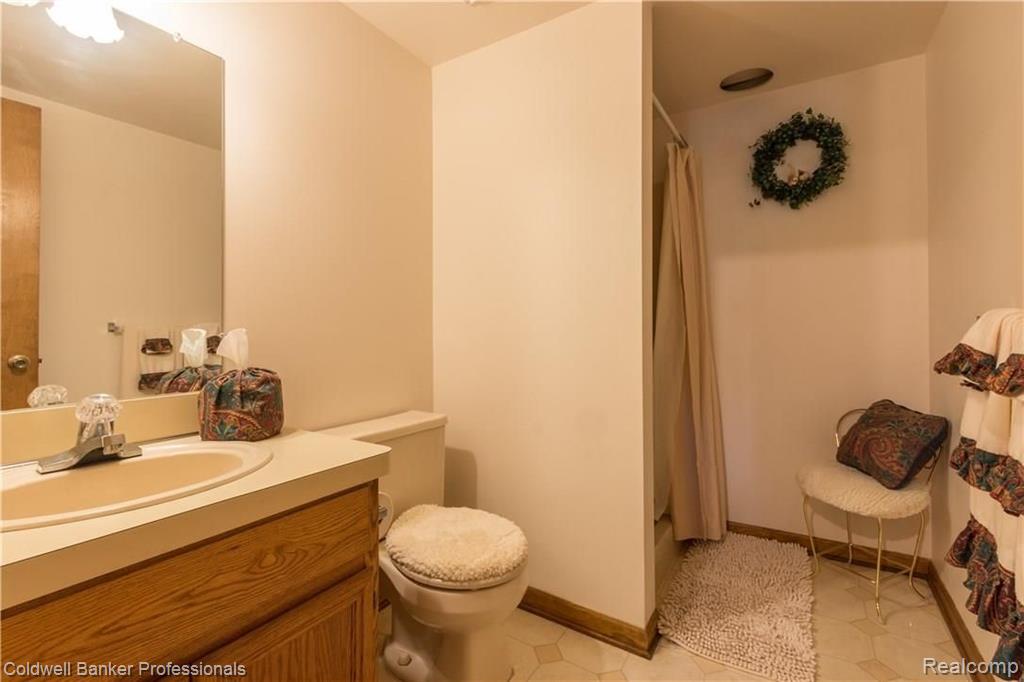 19 Sugar Pine Road Rochester Hills, MI 48309 - Photo 29 of 35