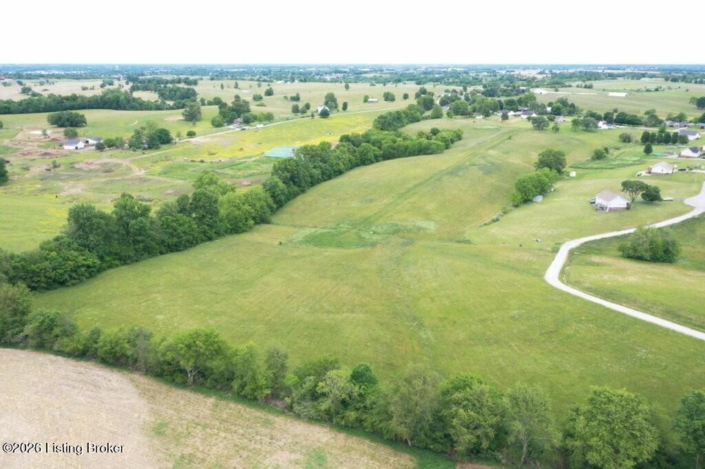 1341 Jimtown Road Springfield, KY 40069 - Photo 8 of 16 DJI_0901