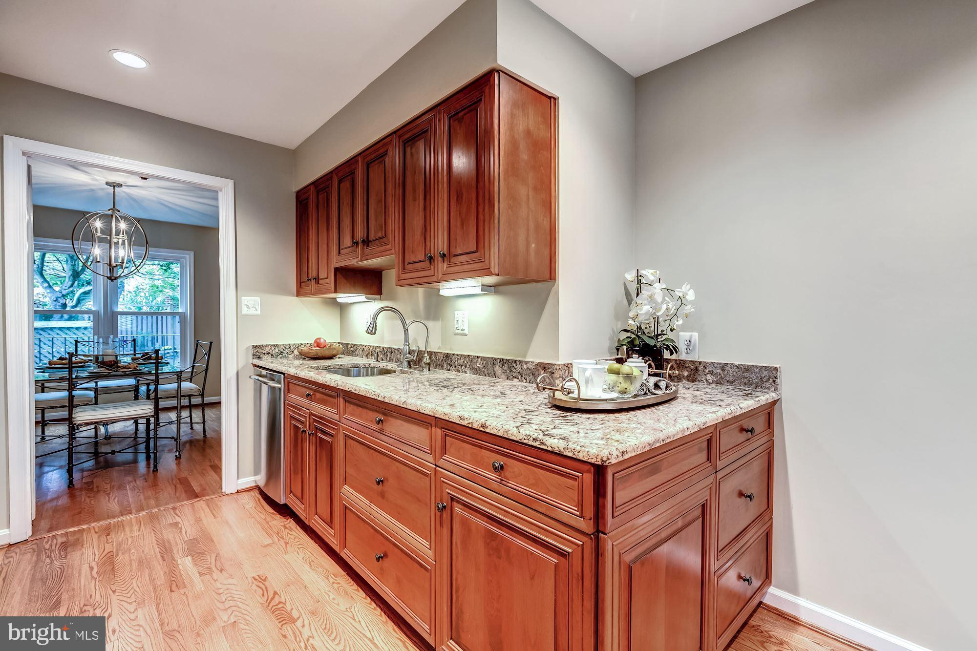 5429 Richenbacher Avenue Alexandria, VA 22304 - Photo 11 of 31 Gallery Image 11