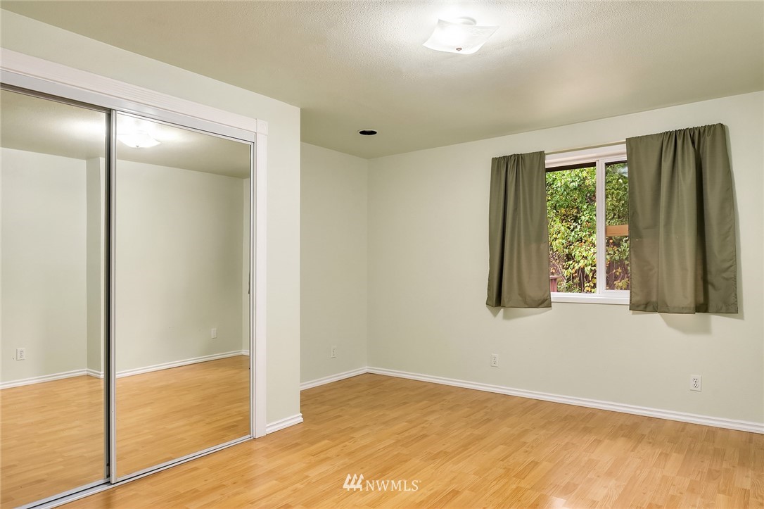 10044 Northeast 201st Street Bothell, WA 98011 - Photo 12 of 22