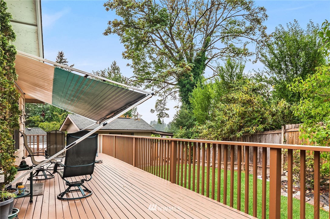 10044 Northeast 201st Street Bothell, WA 98011 - Photo 19 of 22