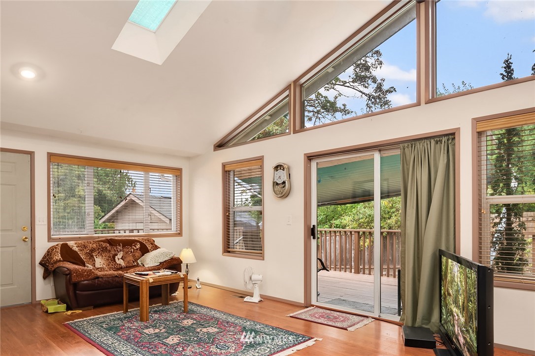 10044 Northeast 201st Street Bothell, WA 98011 - Photo 4 of 22