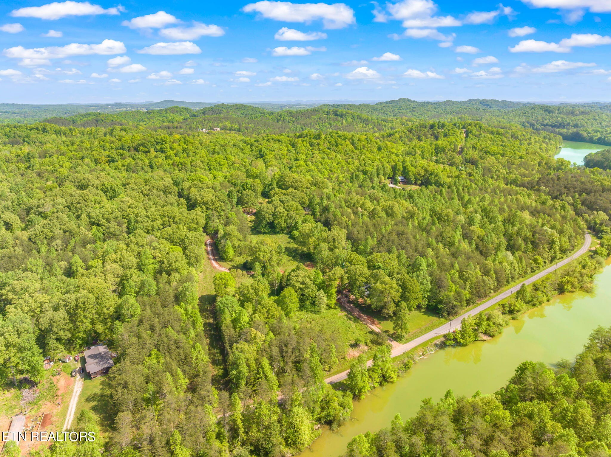 511 Scenic River Road Madisonville, TN 37354 - Photo 48 of 56 Gallery Image 48