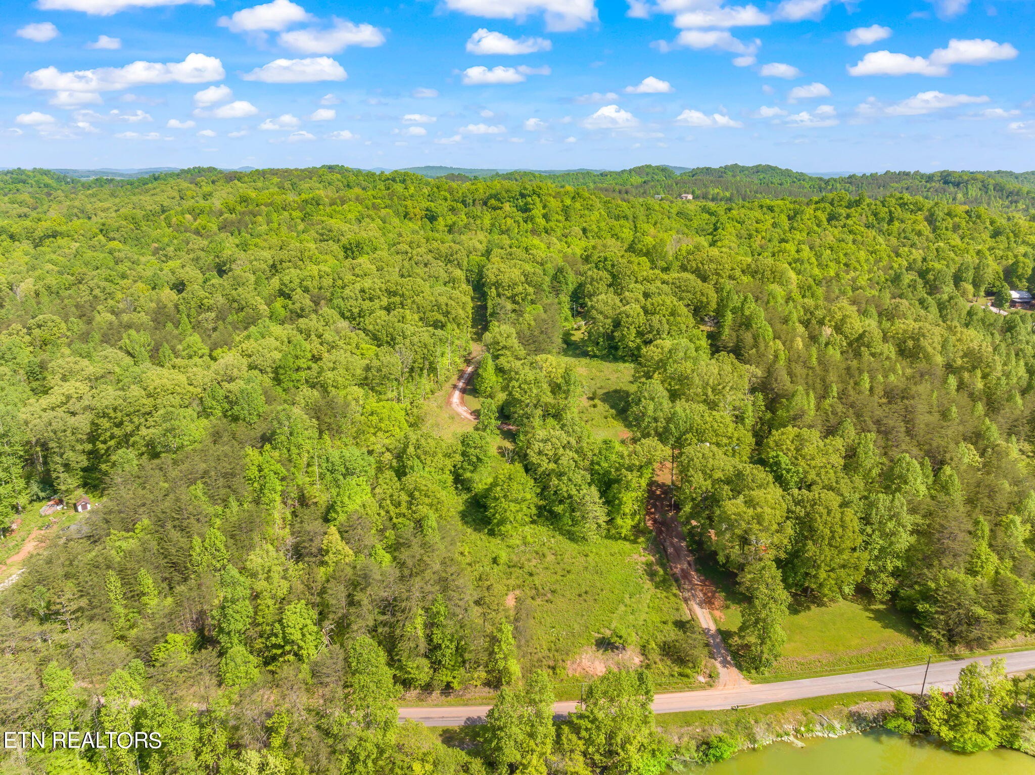 511 Scenic River Road Madisonville, TN 37354 - Photo 49 of 56 Gallery Image 49