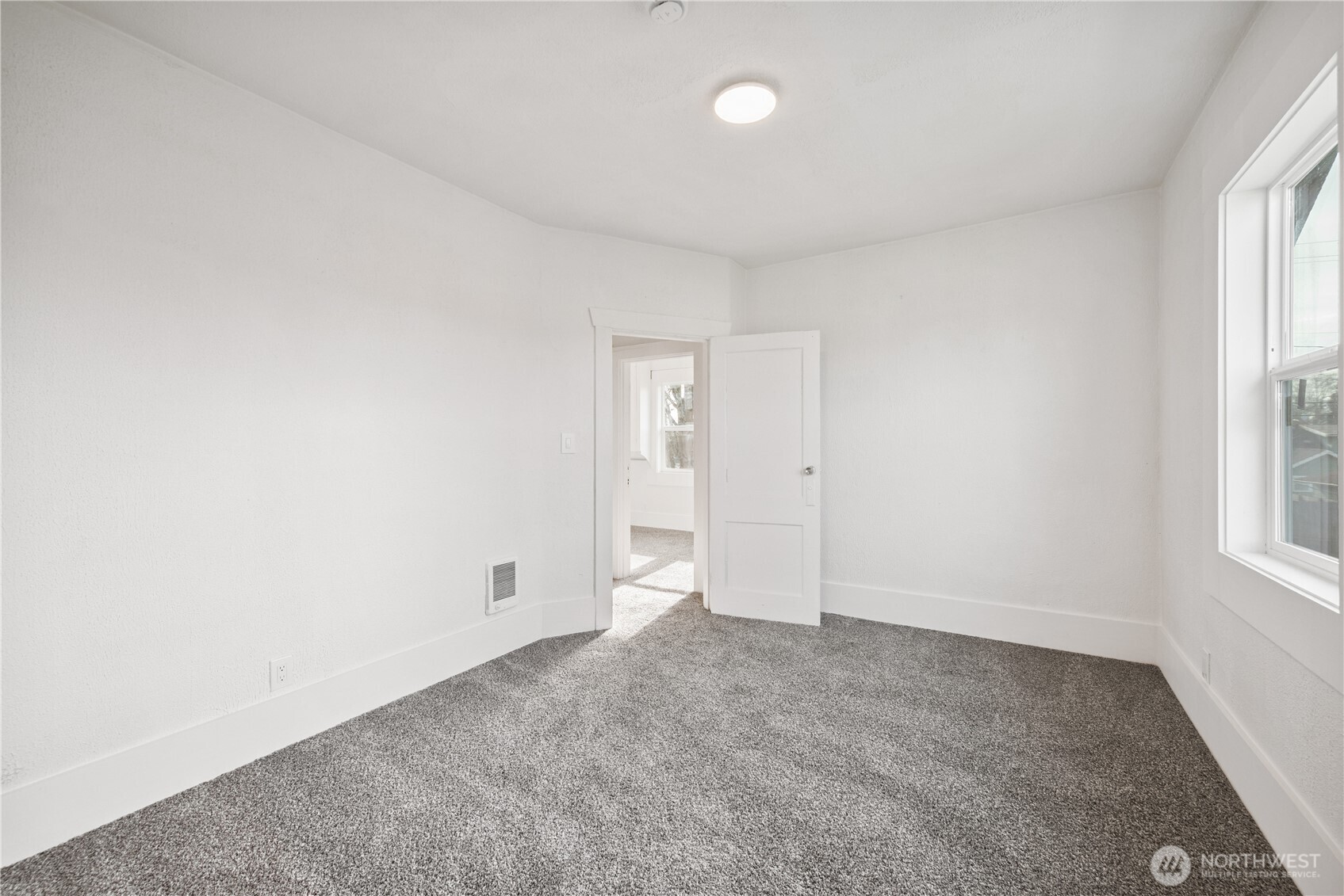 320 23rd Avenue Longview, WA 98632 - Photo 20 of 32