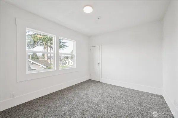 $339,900 | 320 23rd Avenue, Longview, WA 98632